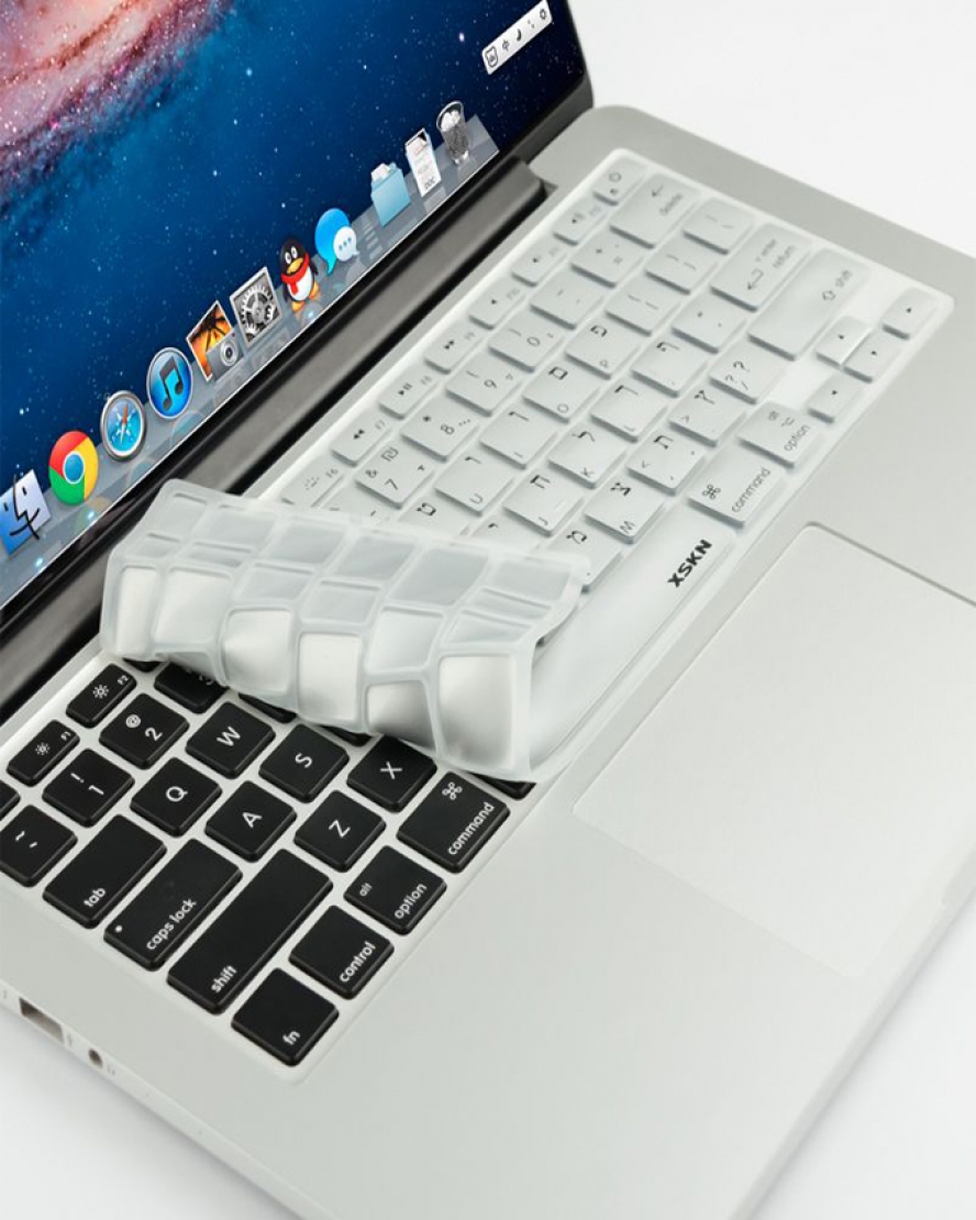 Macbook Pro 13 Inch Color Key Skin - Silver - Image 2